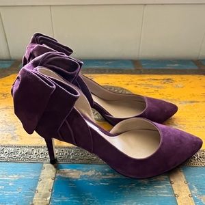 White House black market suede leather shoes.